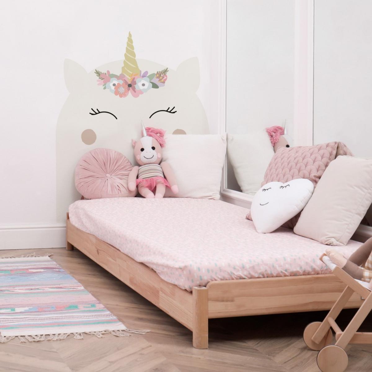 Arco pintado vinílico autoadhesivo UNICORNIO