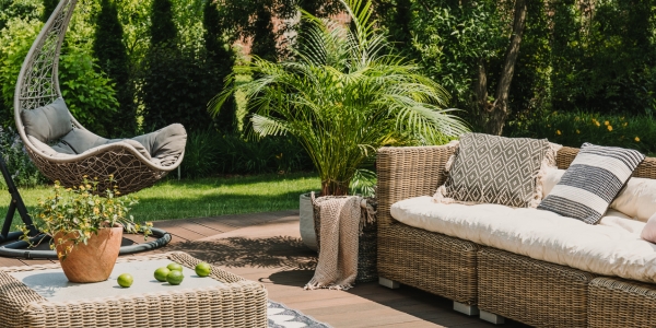 Cómo guardar los muebles de jardín durante el invierno