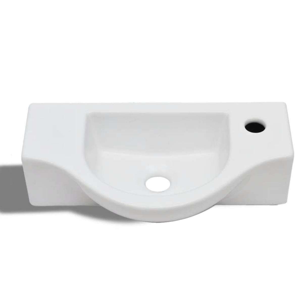 Lavabo de cerámica blanco con agujero para grifo 