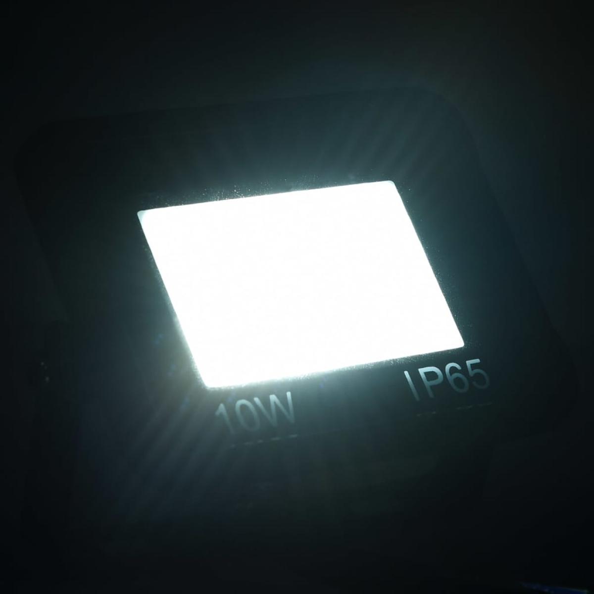 Foco LED 10 W blanco frío
