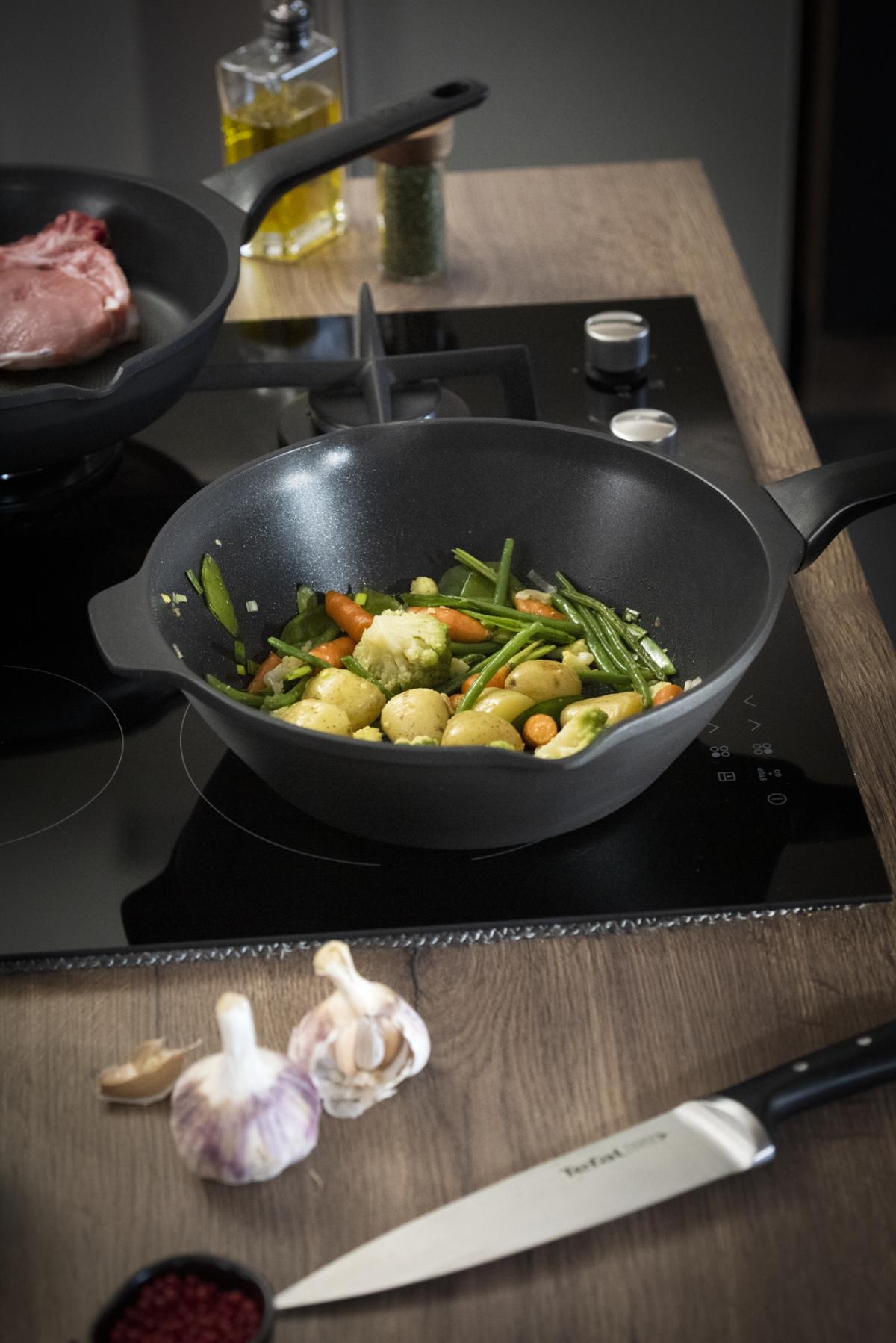 SARTEN WOK TEFAL ROBUSTO E2491944 28 CM INDUCCION