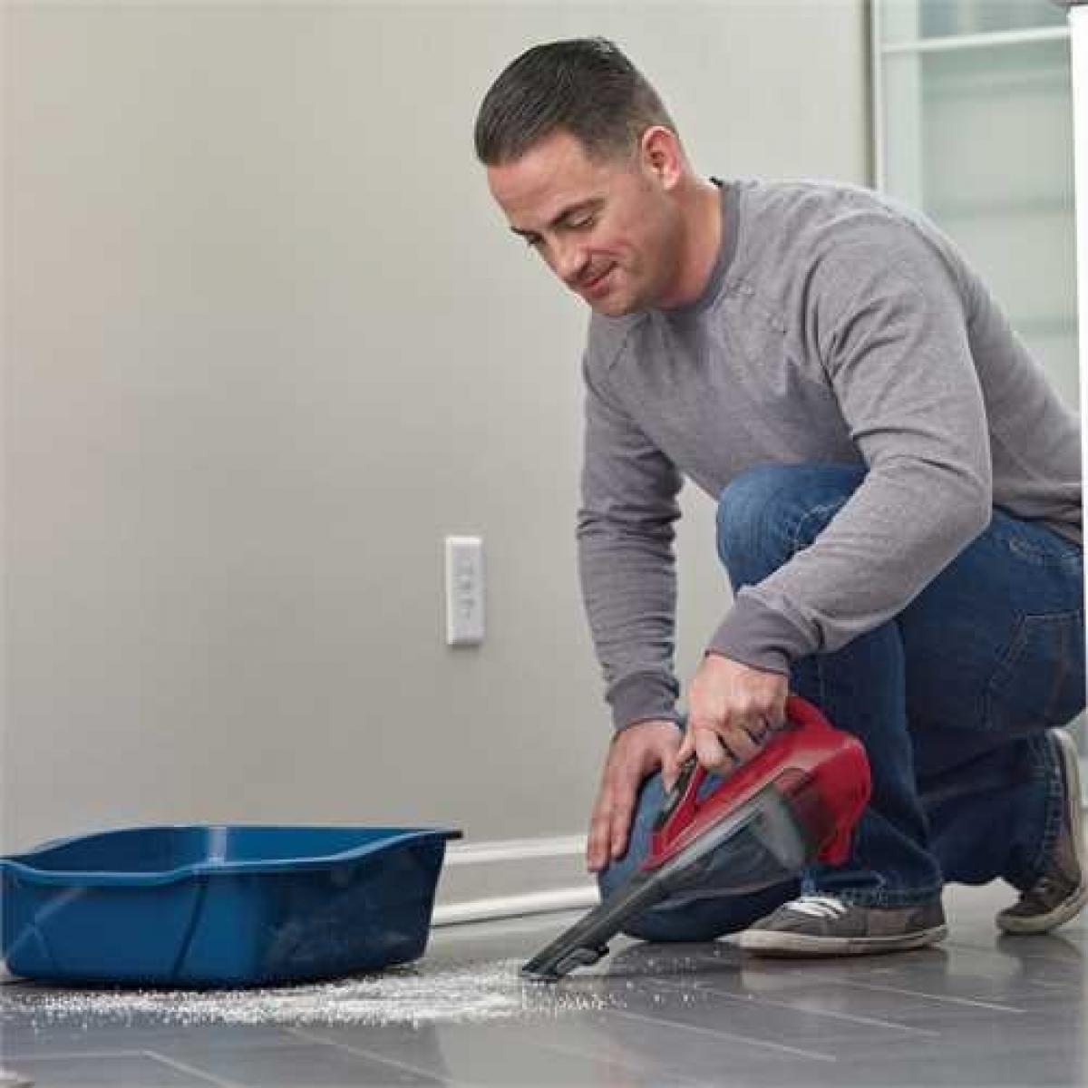 ASPIRADOR MANO BLACK&DECKER DVA315J 10,8V ROJO