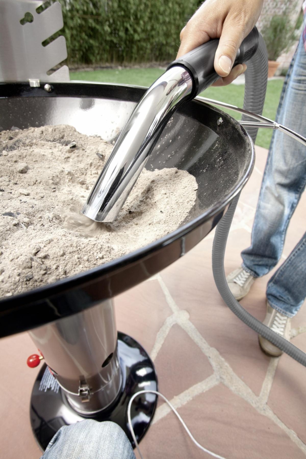 ASPIRADOR CENIZA KARCHER AD4PREMIUM 600W 17L 1.692.731.0