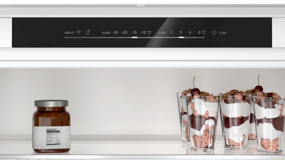 COMBI INT.BOSCH KBN96VFE0 194X71 NF CONG. E 383L P.FIJA