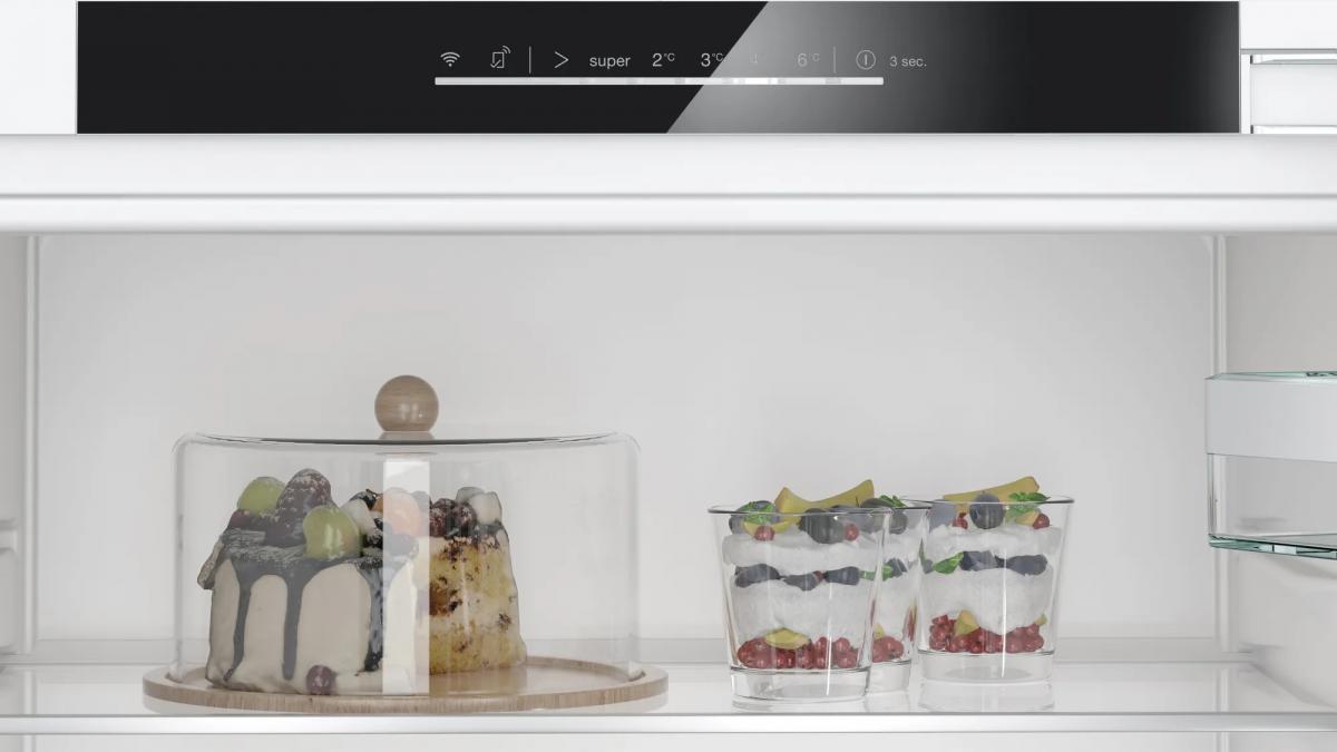 FRIGO 1P INT. SIEMENS KU21RADE0 CICLICO E 82X60 134L BAJO ENCIMERA