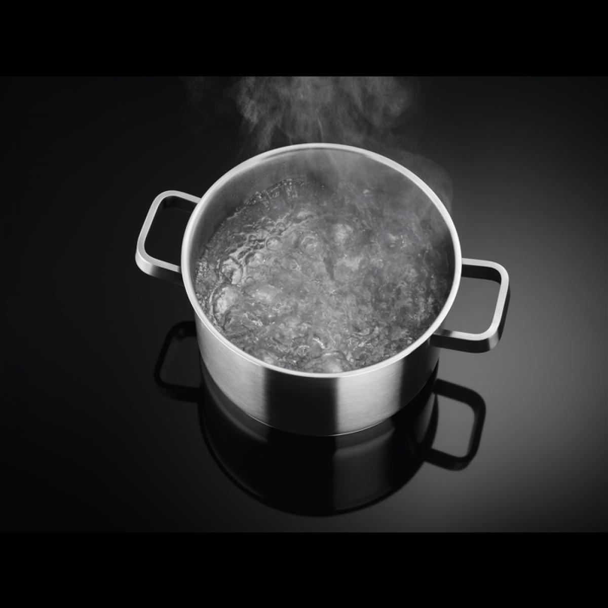 INDUCCION ELECTROLUX LIT60336C 3F.28CM 7350W S-MARC