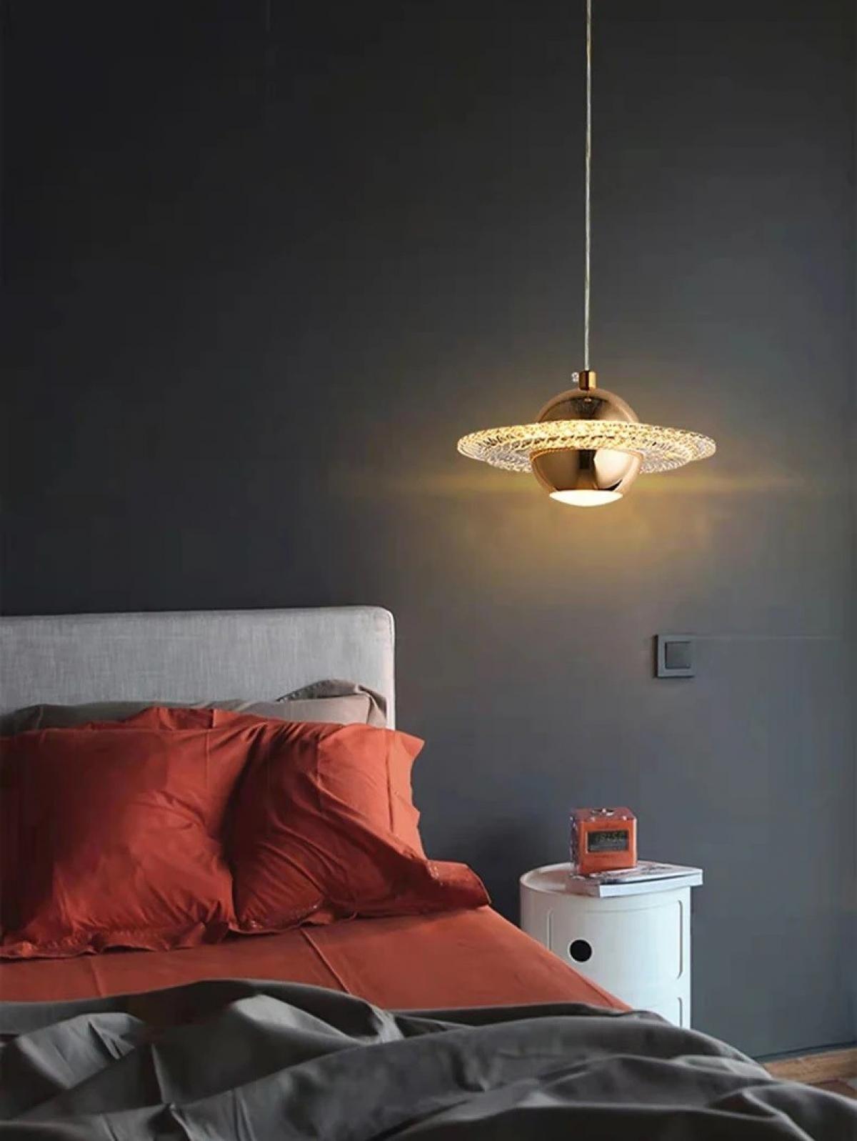 Lámpara NEVIGES, colgante, metal dorada, acrílico, led