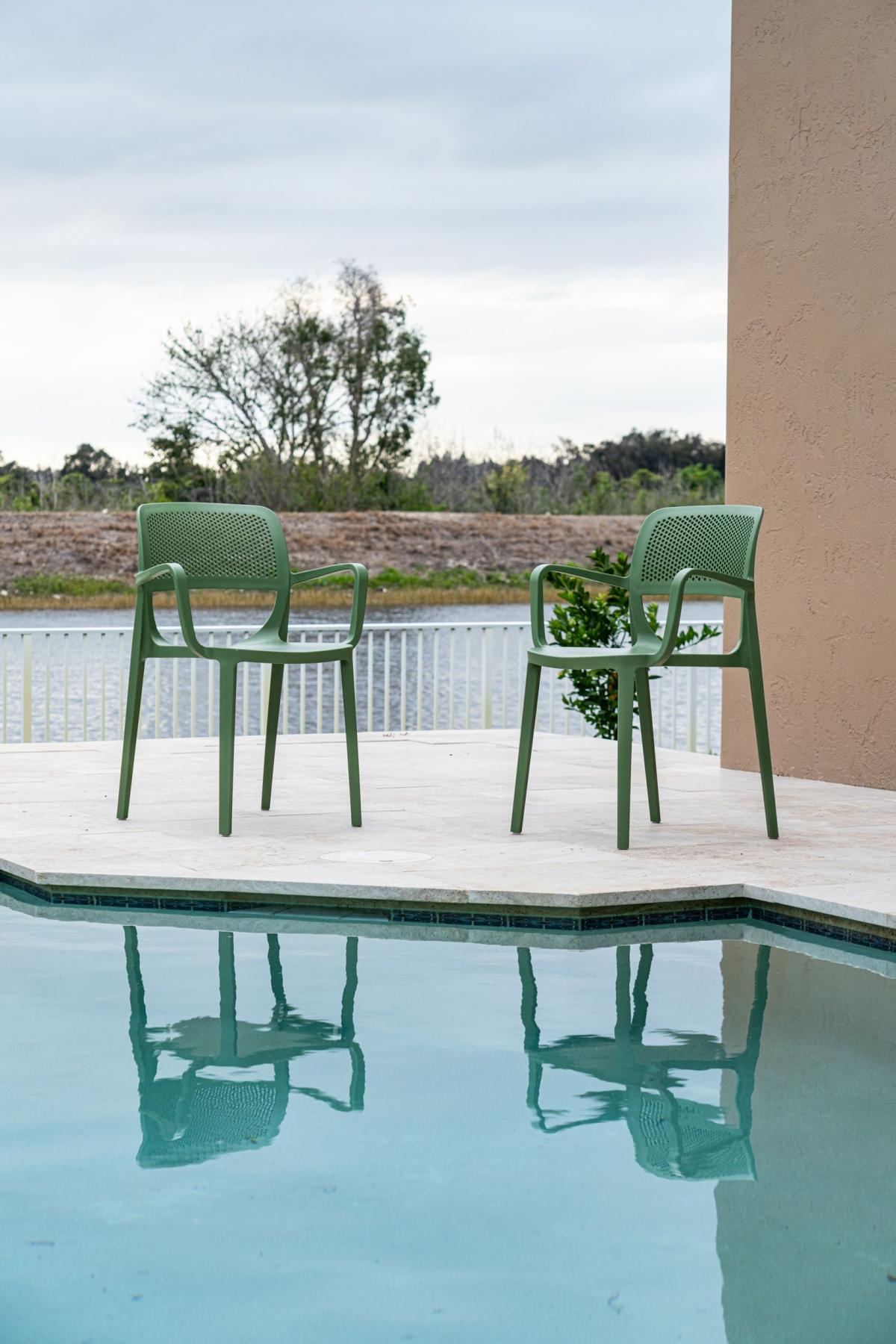 Sillón VERDI, apilable, polipropileno verde