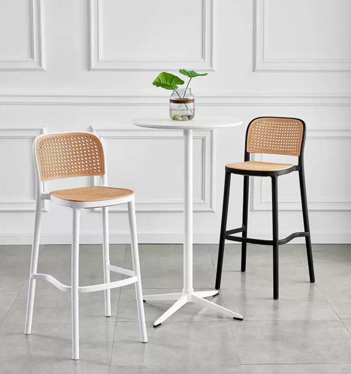 Taburete FUNCHAL 97, apilable, polipropileno negro y beige