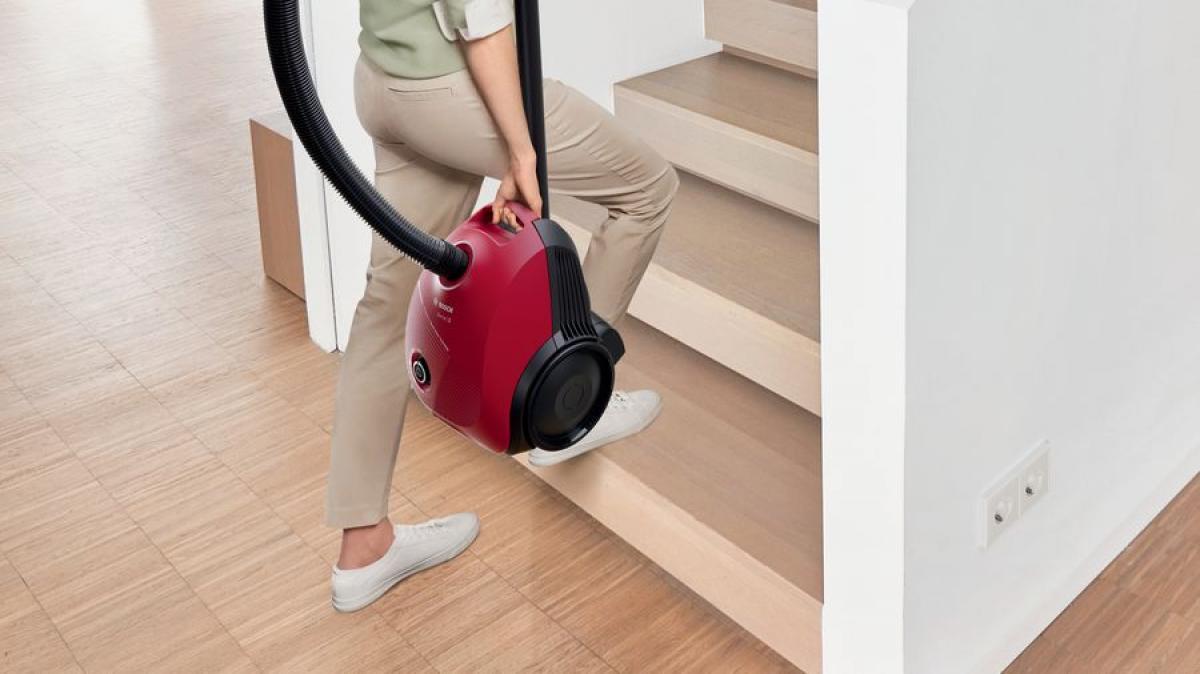 ASPIRADORA TRINEO CON BOLSA BOSCH BGBS2RD1H 600W PARQUET