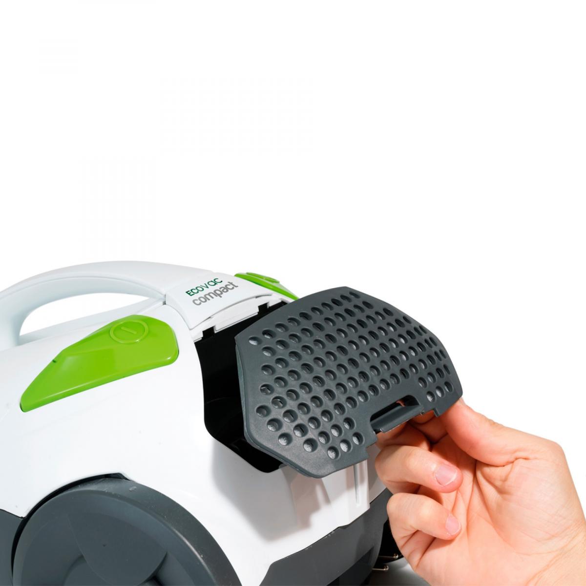 ASPIRADOR FLAMA 1670FL C-BOLSA 700W A SUCC.B