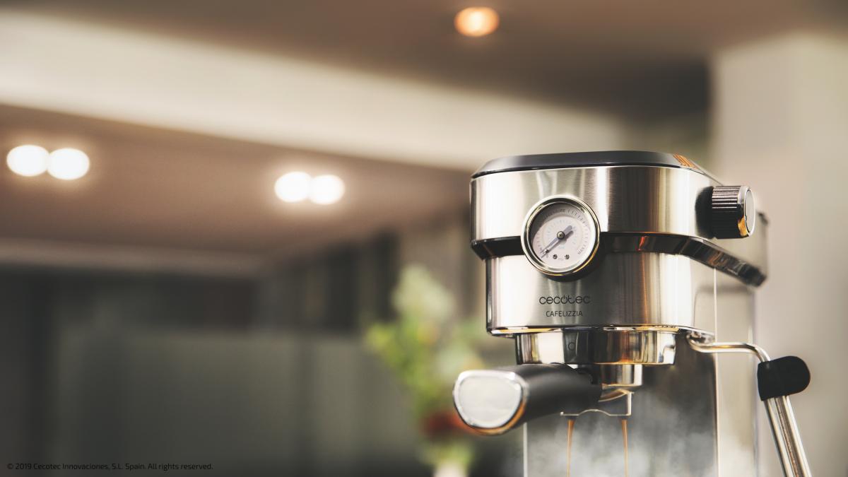 CAFETERA EXPRESS CECOTEC 01584 CAFELIZZIA 790 STEEL PRO INOX