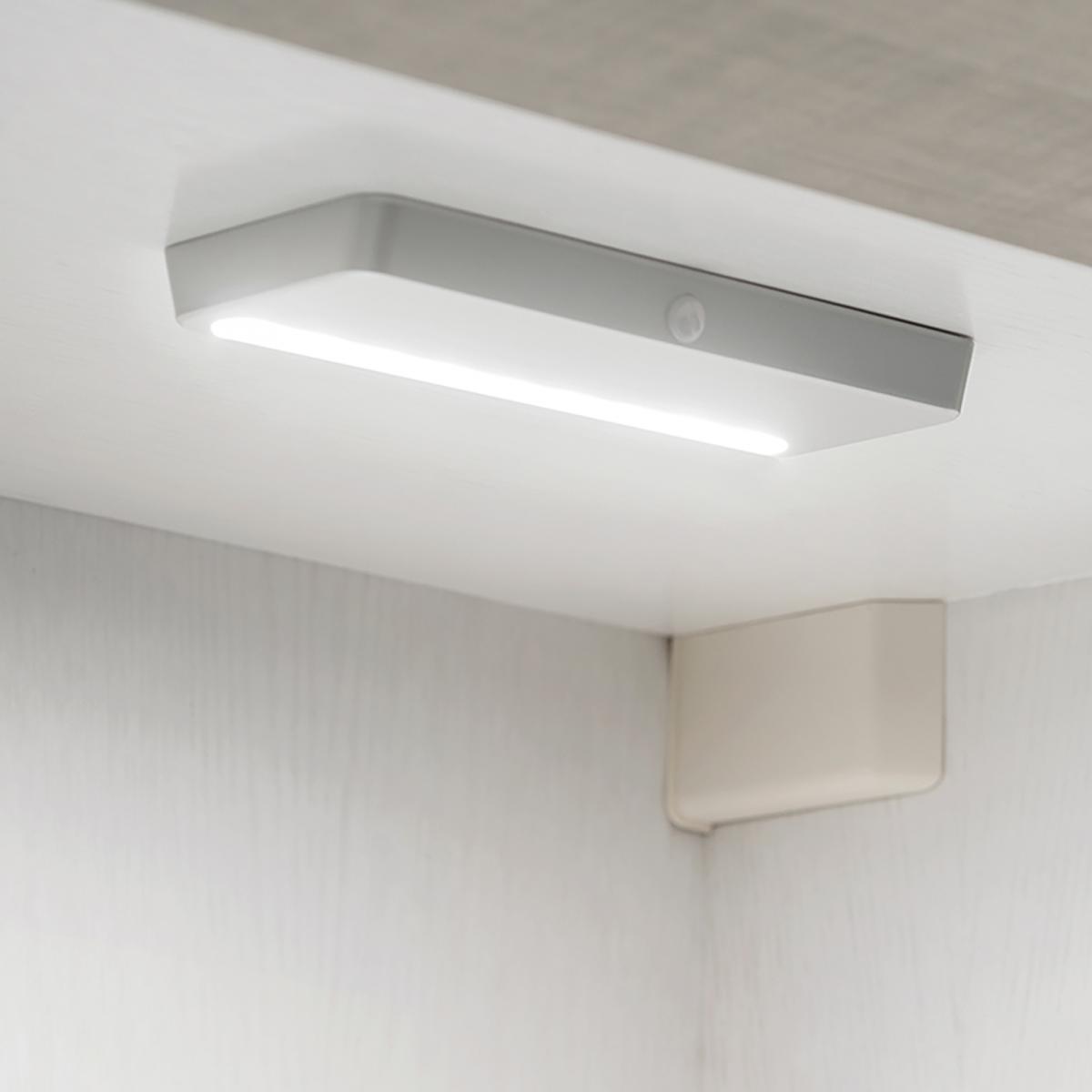Luminaria LED recargable Kraz con sensor de movimiento