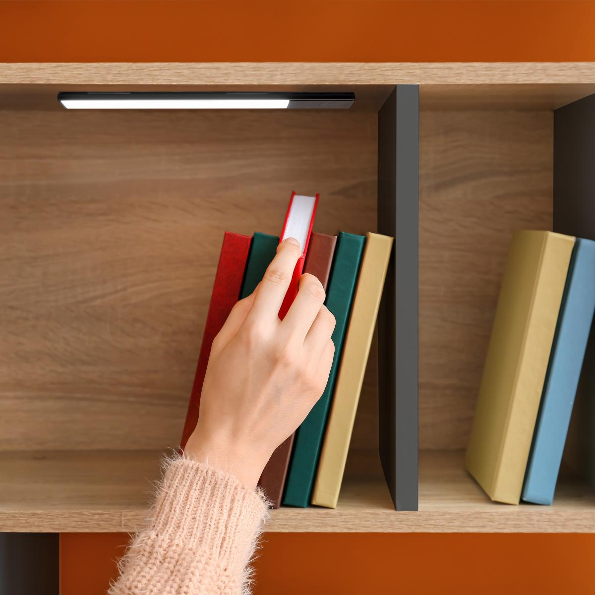 Aplique LED recargable por USB Kaus Black con sensor de proximidad