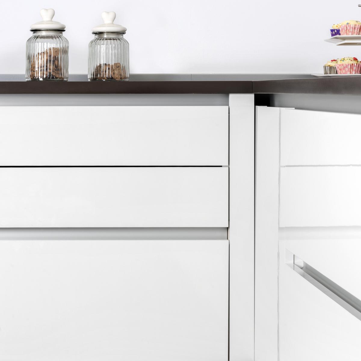 Kit de perfil Gola central para muebles de cocina