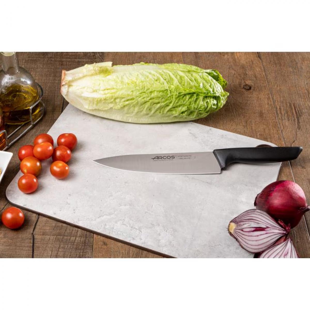 CUCHILLO COCINERO ARCOS 1358 NIZA 20CM NEGRO