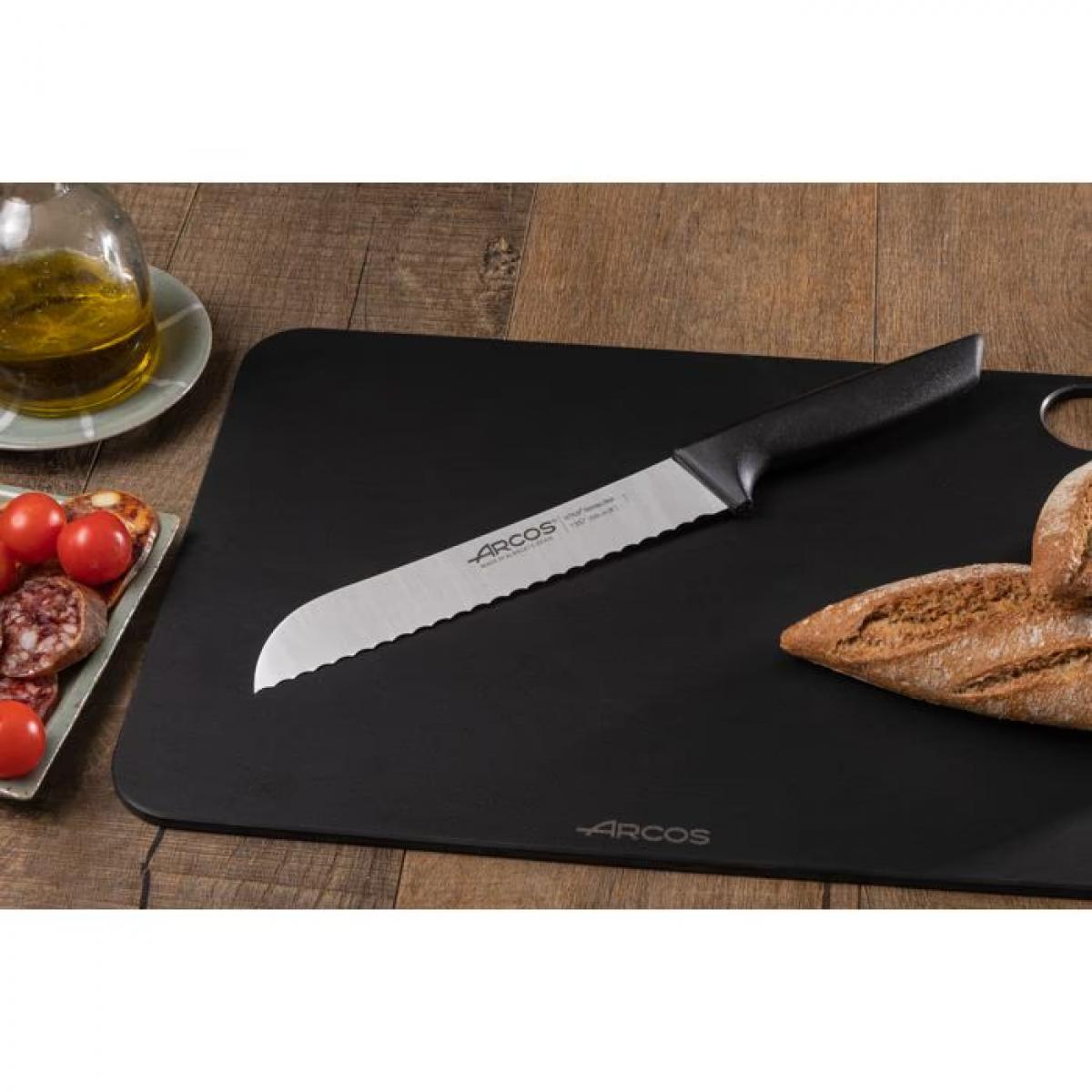 CUCHILLO PANERO ARCOS 1357 NIZA 20CM NEGRO