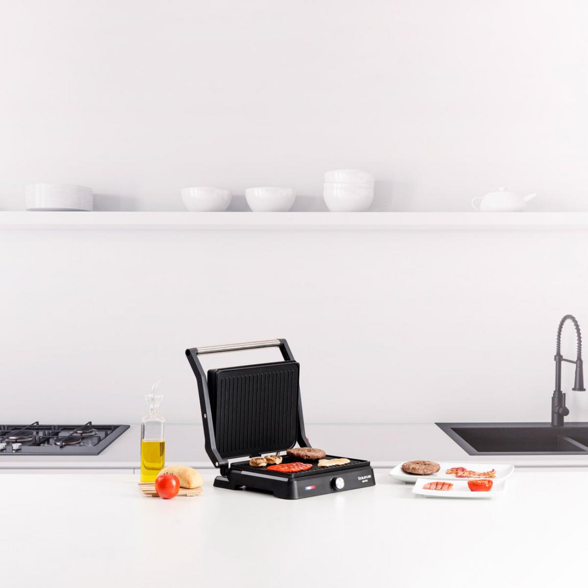 GRILL TAURUS 968148000 GR2400X BISTRO 2600W 29X23 APERT.180º