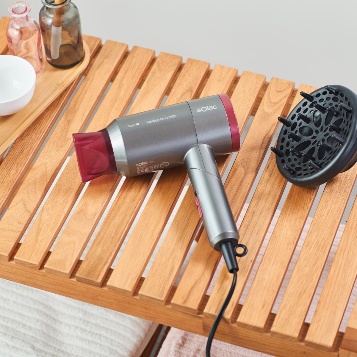 SECADOR SOLAC SV7015 HAIR&GO 2000W ECO PLEG.