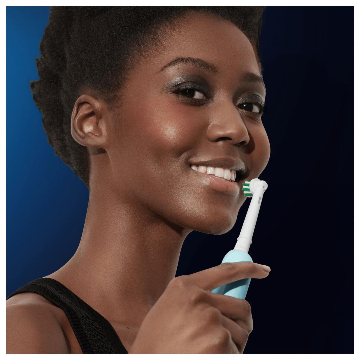 DENTAL ORAL B PRO 1 AZUL (2 RECAMBIOS)