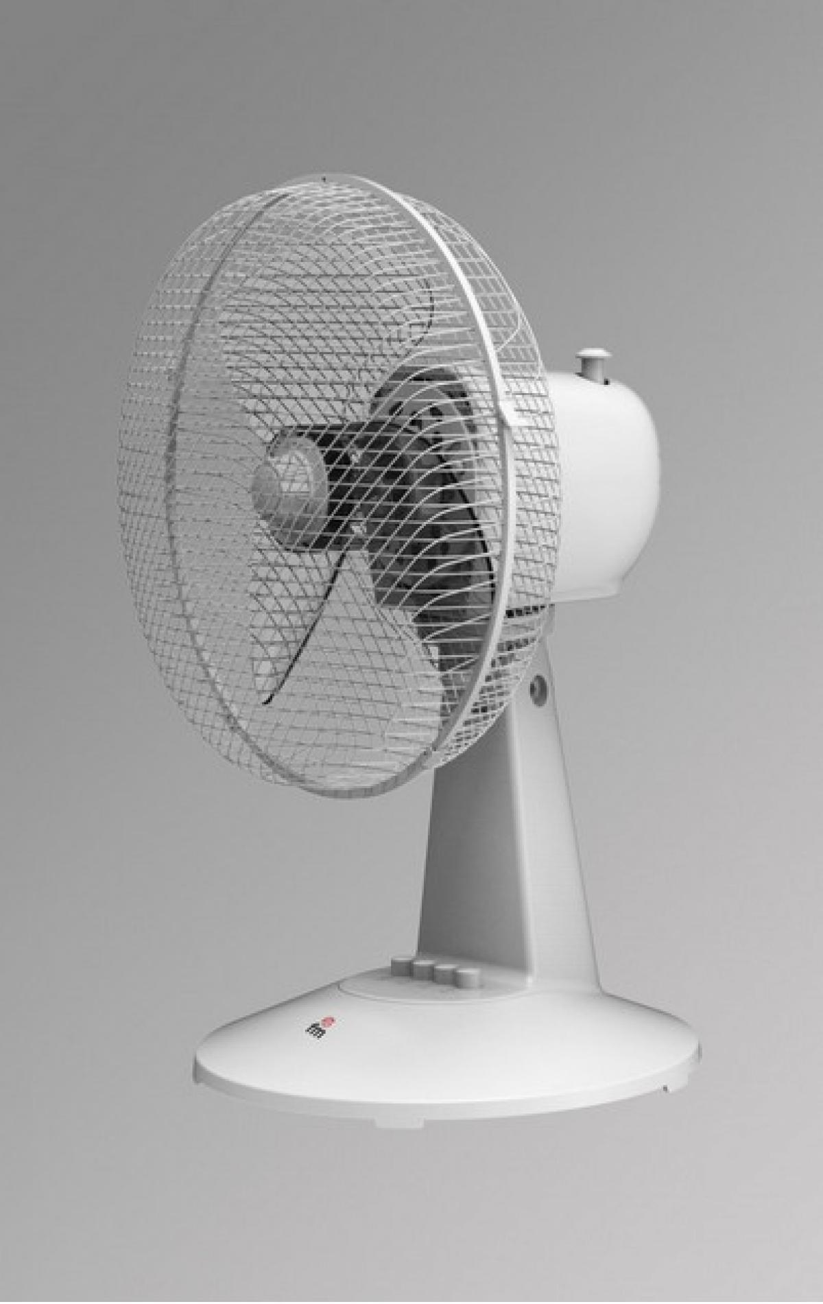 VENTILADOR SOBREMESA FM SB130 30CM