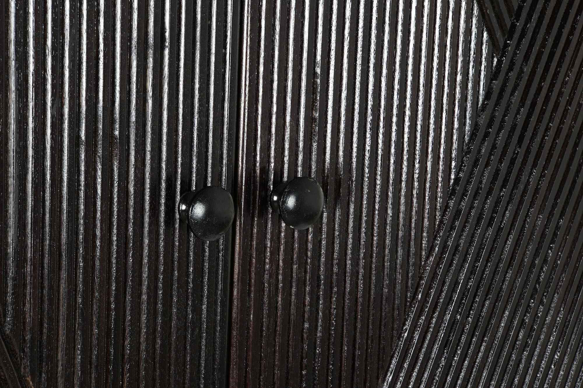 Aparador mango metal 84x43x153,5 marron oscuro