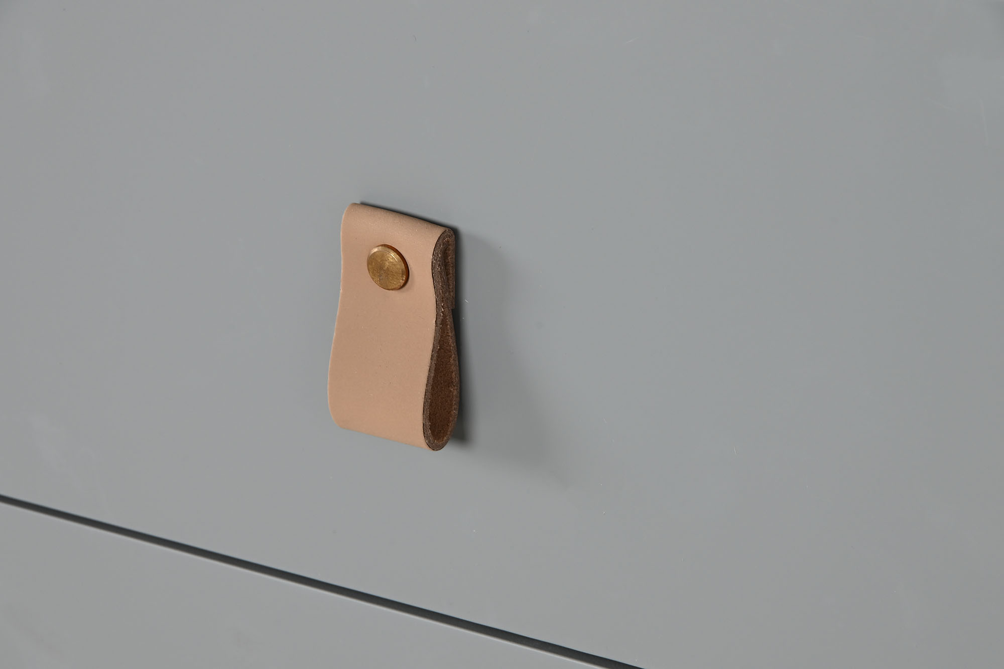 Comoda mdf pu 120x40x75 gris