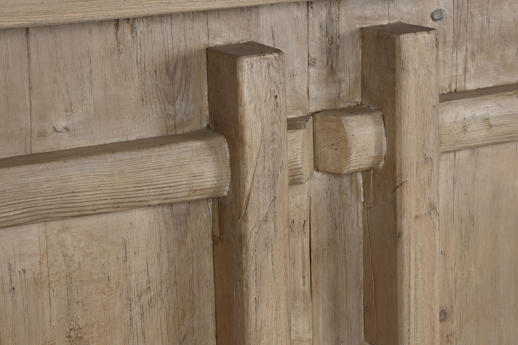 Aparador olmo macizo 230x48x96 96,00 natural