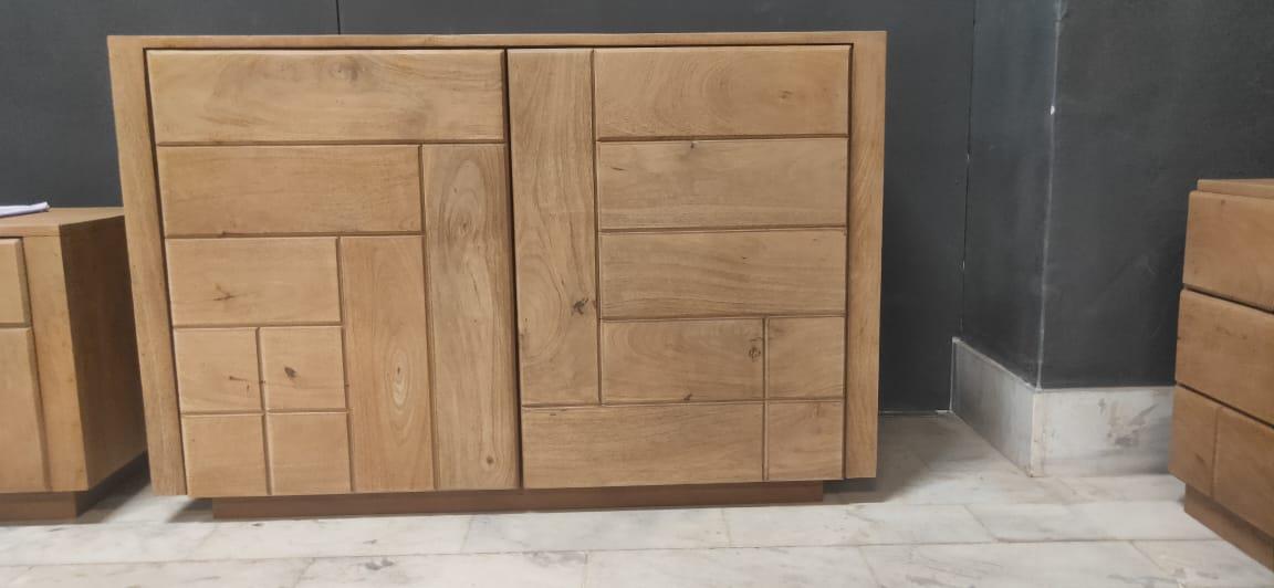 Aparador mango 110x40x72