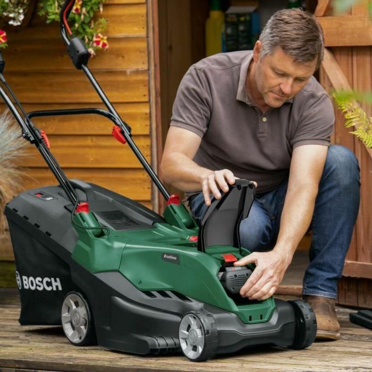 Cortacésped BOSCH 36V-44-750