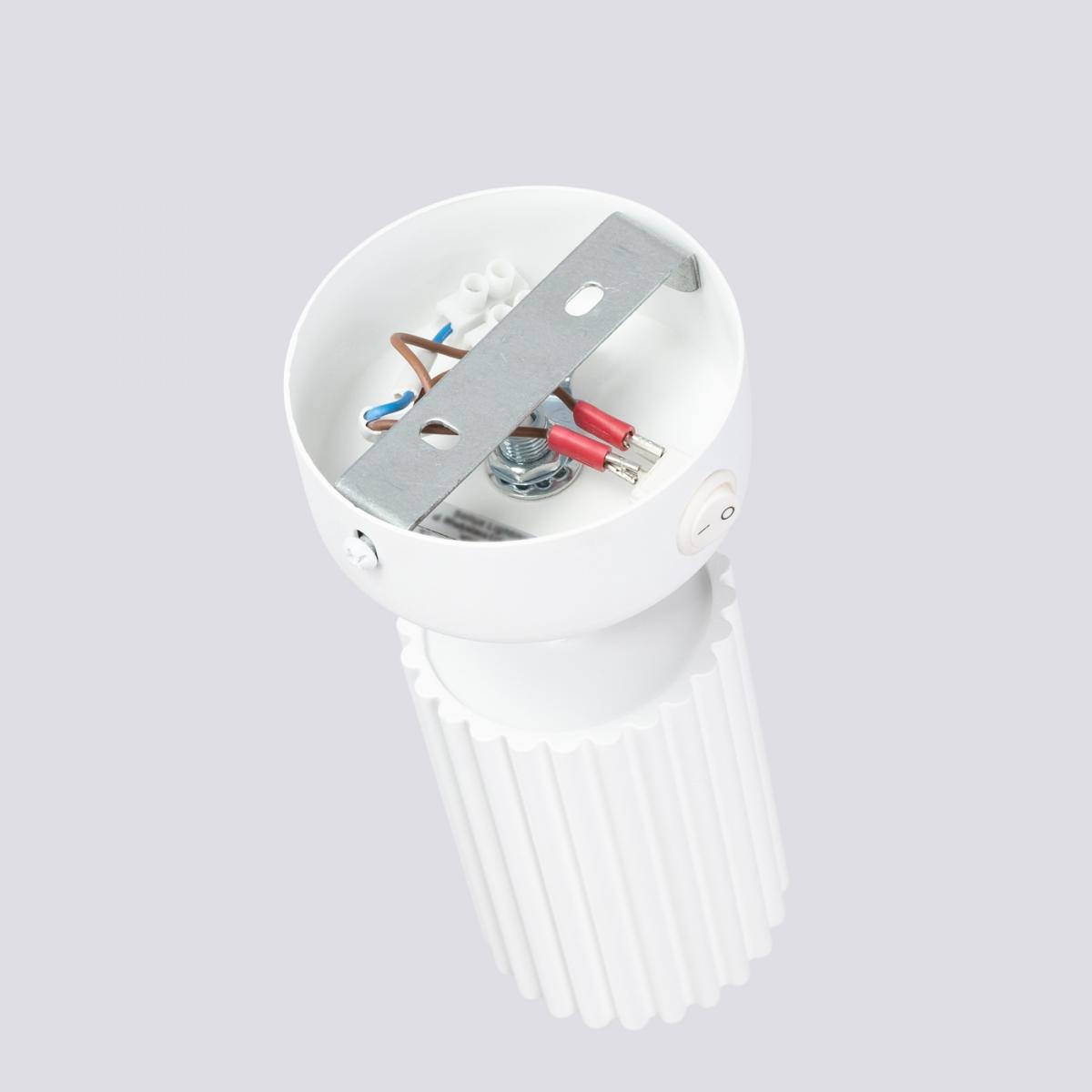 Sollux Aplique KARBON blanco con interruptor N/A