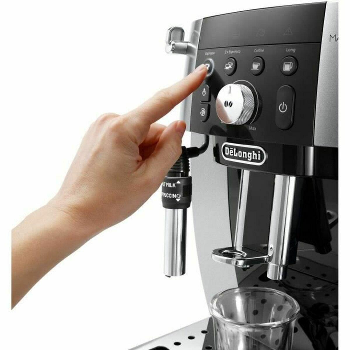 Cafetera Superautomática DeLonghi Negro Plateado 15 bar 1,8 L