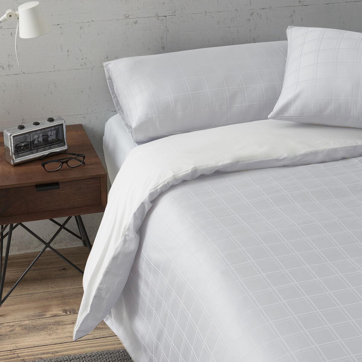 Juego de funda nórdica Alexandra House Living Sophia Blanco Cama de 135/140 2 Piezas