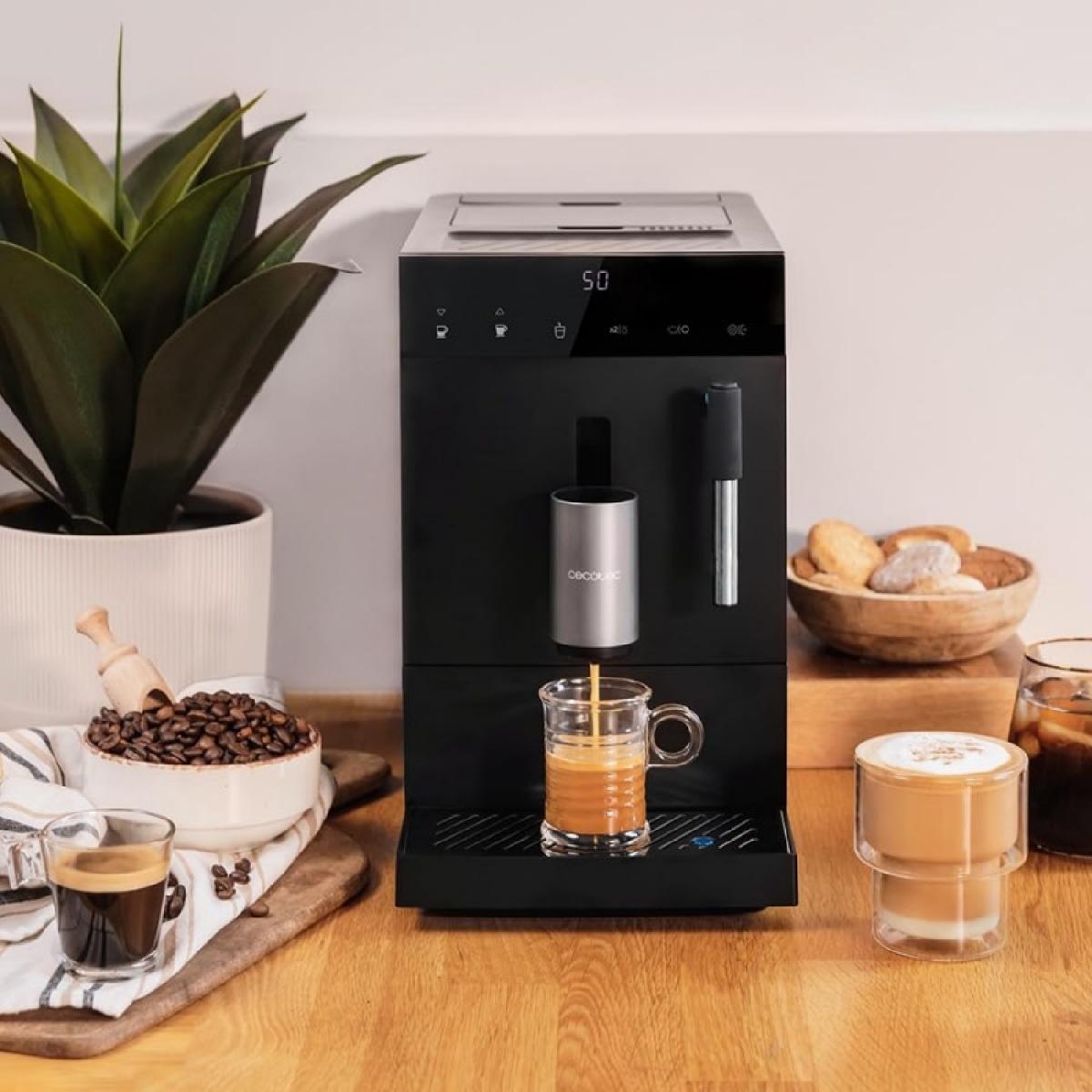 Cecotec Cafeteras superautomáticas Cafetera Superautomática Cremmaet Compact Steam