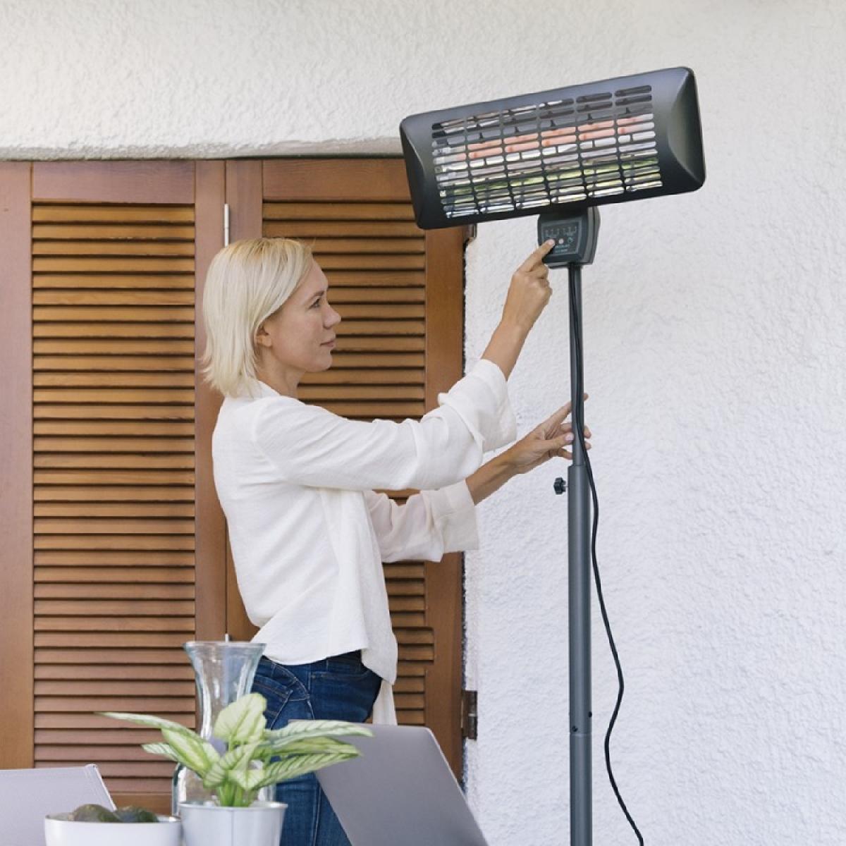Cecotec Calefactores de exterior Calefactor halógeno ext. de pie con mando Ready Warm 8200 Power Quartz Smart