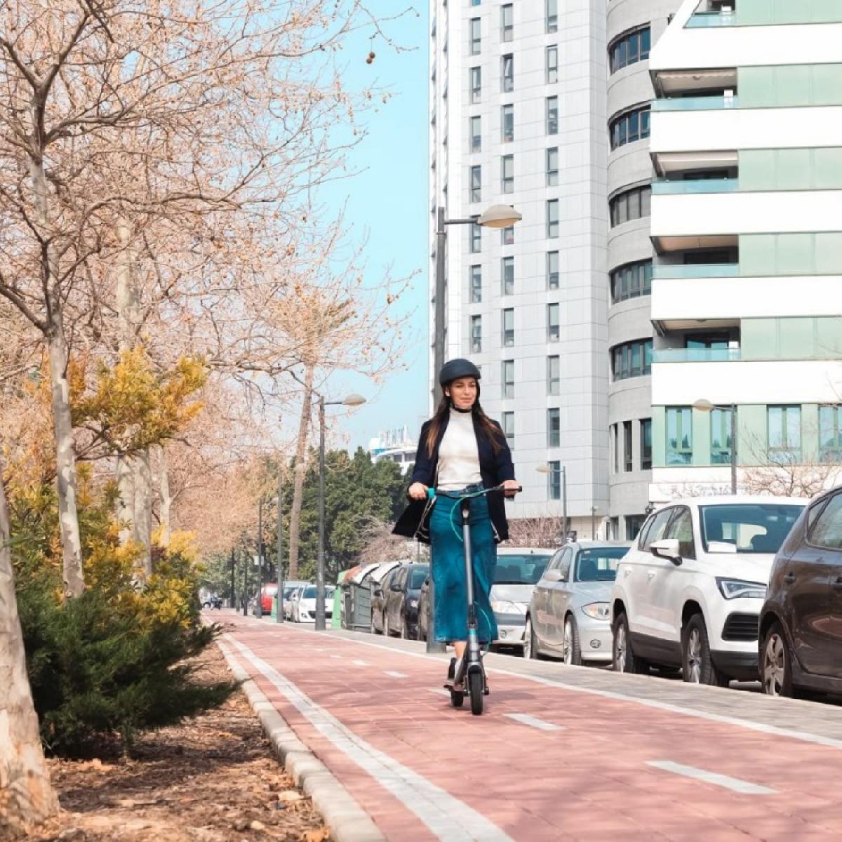 Cecotec Patinetes eléctricos Urbanos y Ligeros Patinete eléctrico Bongo D20