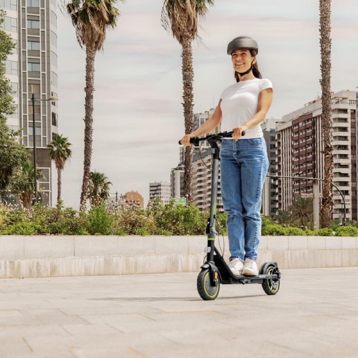 Cecotec Patinetes eléctricos Urbanos y Ligeros Patinete eléctrico Bongo D30