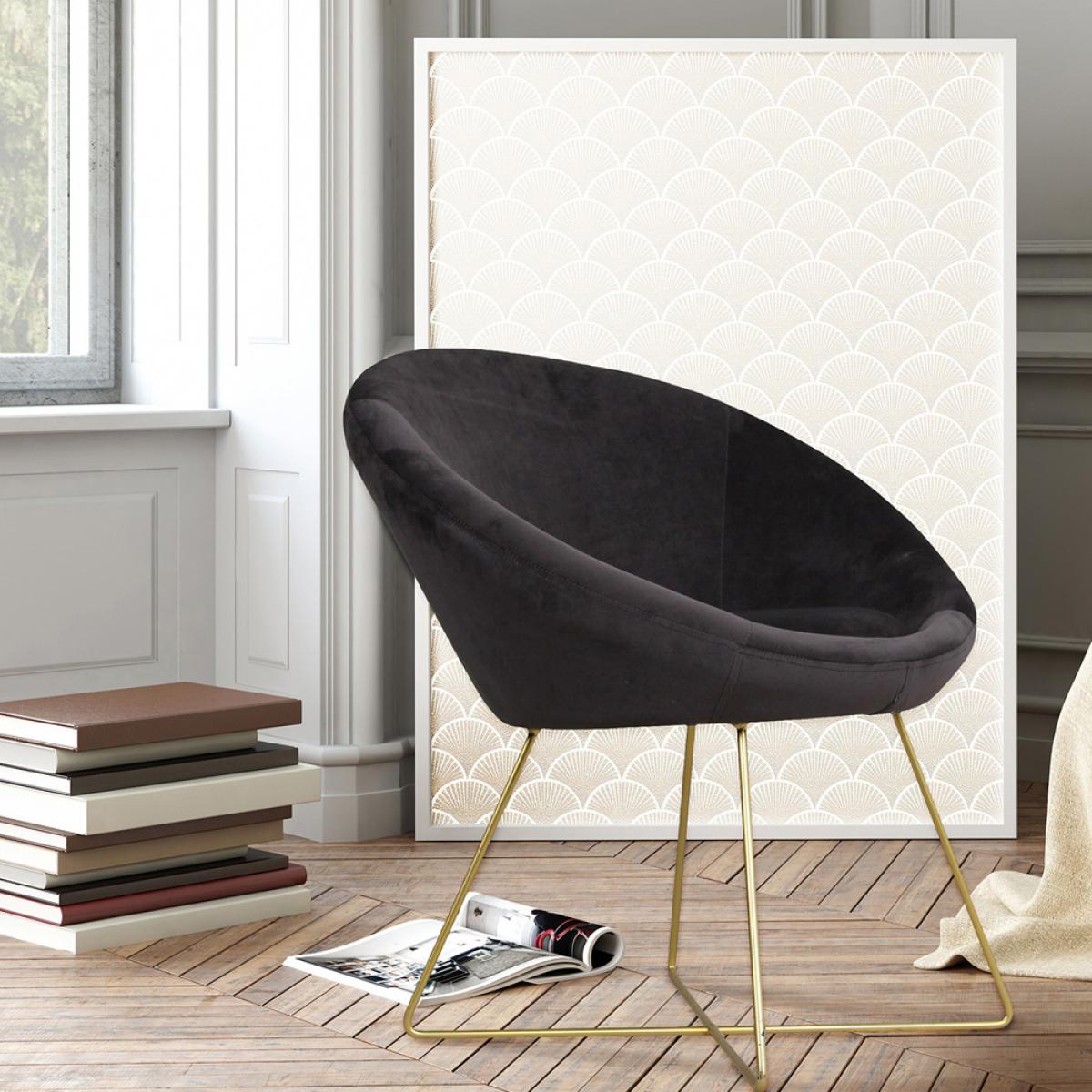 Silla butaca negra cpatas metal