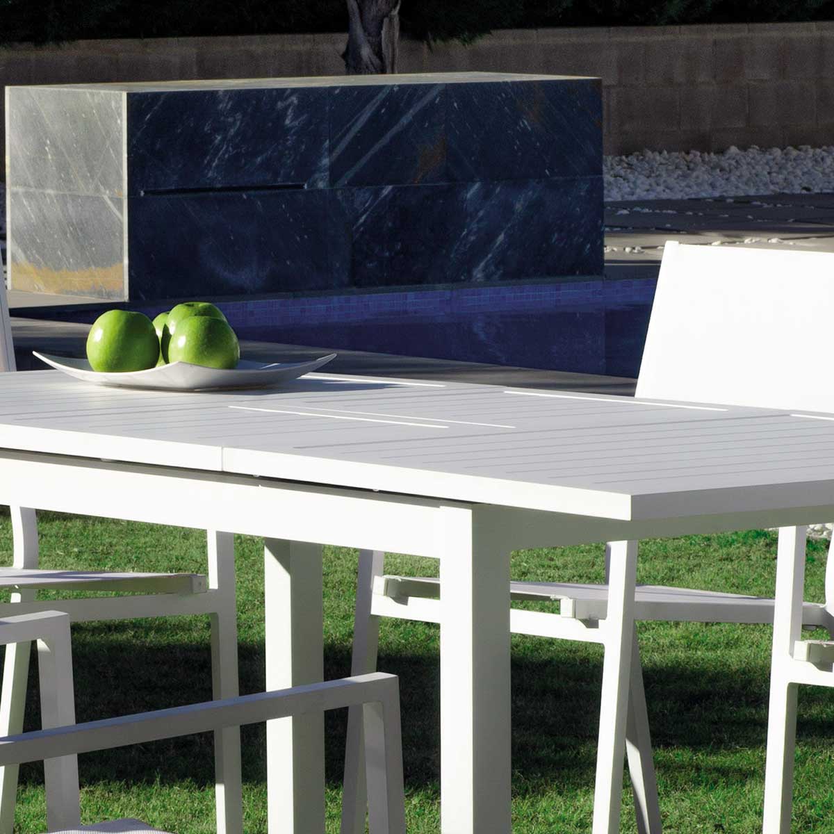 Conjunto de jardín mesa y sillas GLINDERY
