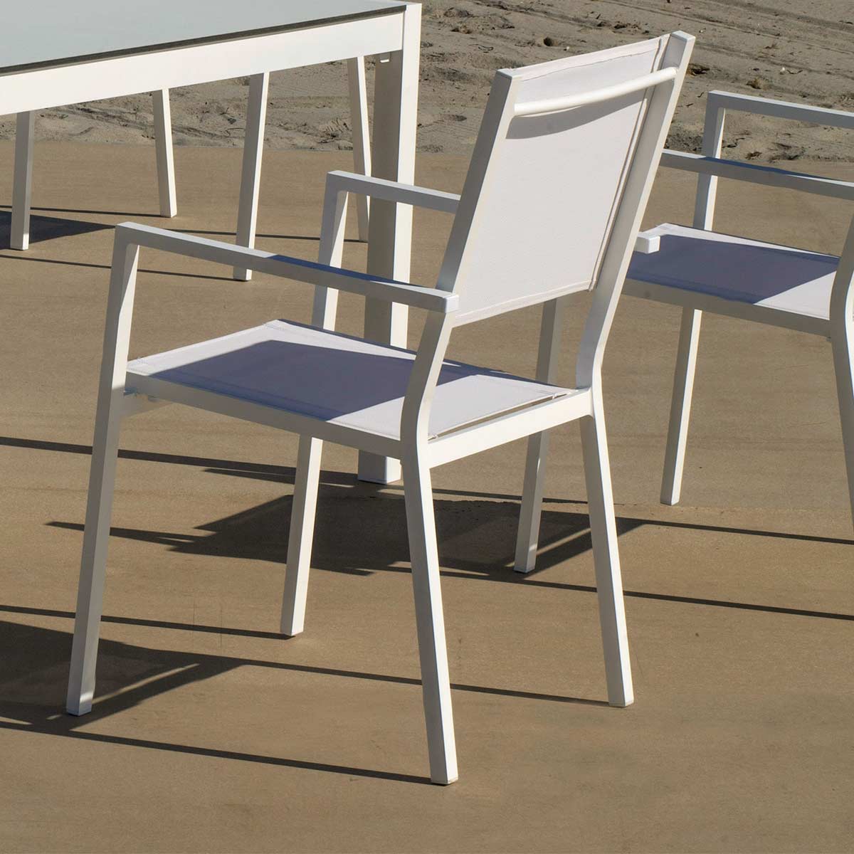 Conjunto jardín mesa y 6 sillas TELGAR 1