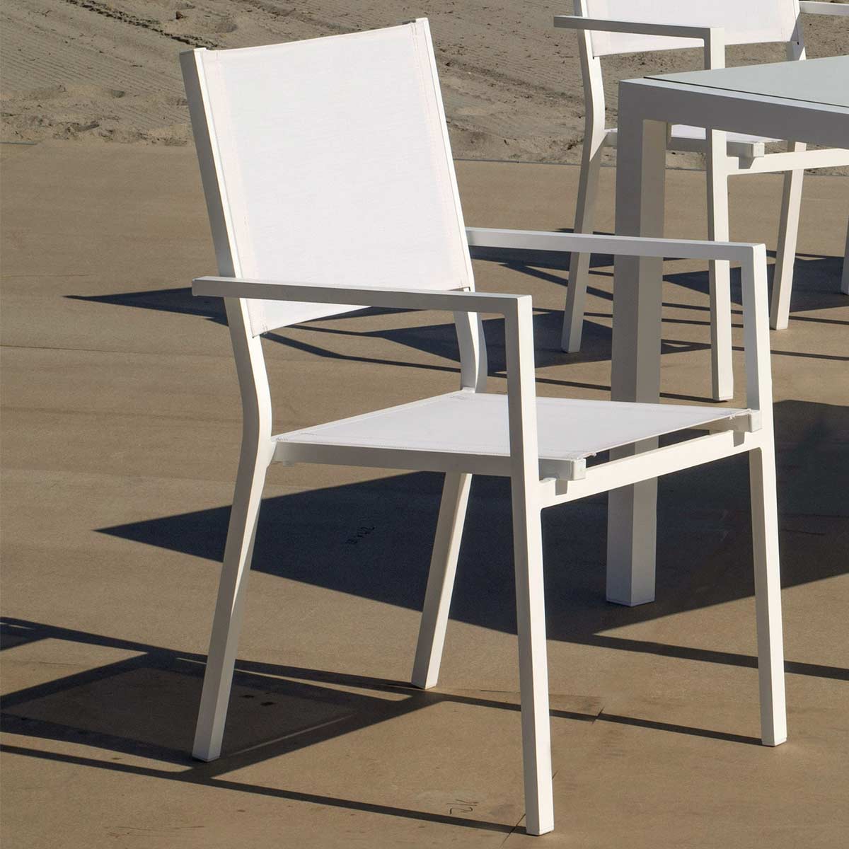 Conjunto jardín mesa y 6 sillas TELGAR 1