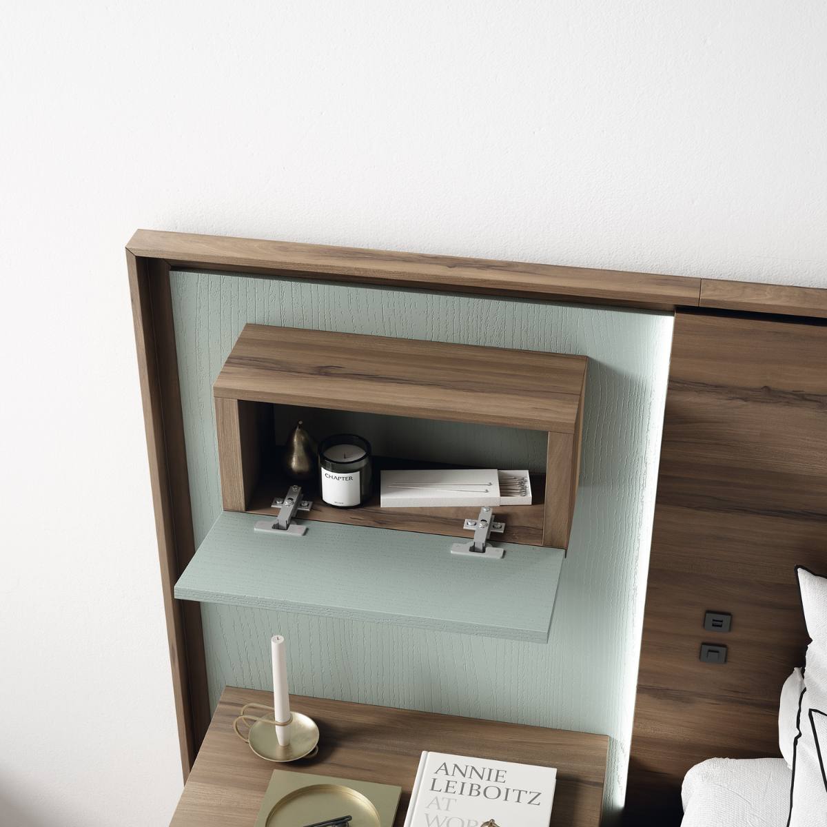 Cabecero y 2 mesitas de 3 cajones con caja de cristal JAIDEN 03