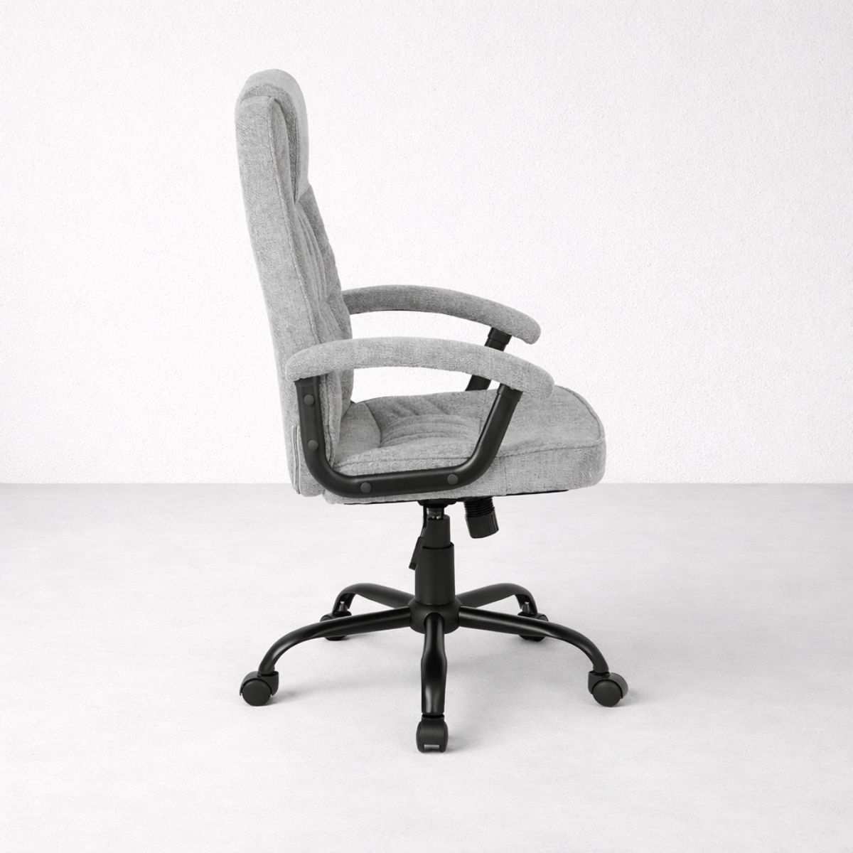 Silla oficina tela gris claro-estructura negra modelo ODIN 