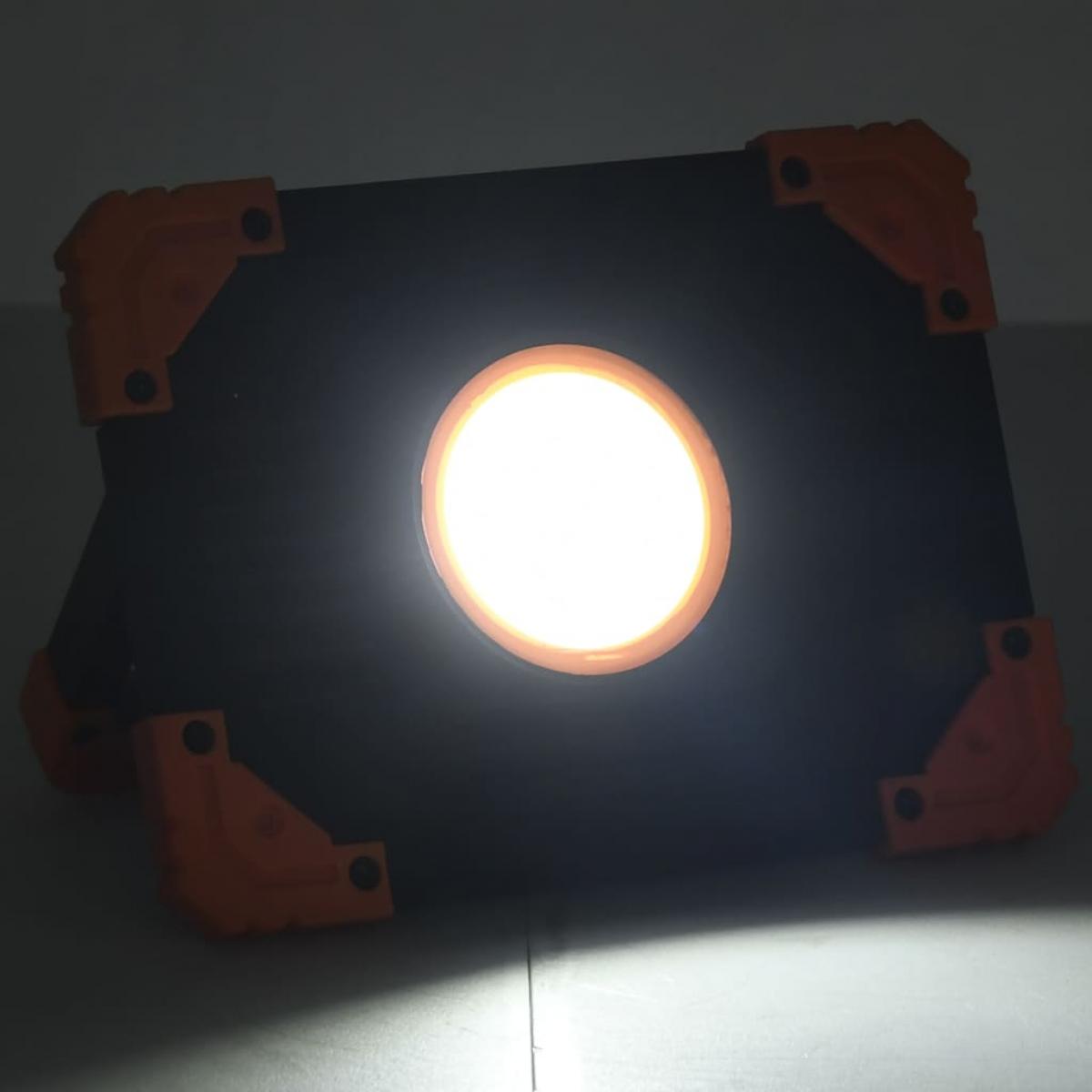 Foco LED portátil ABS 10 W blanco frío