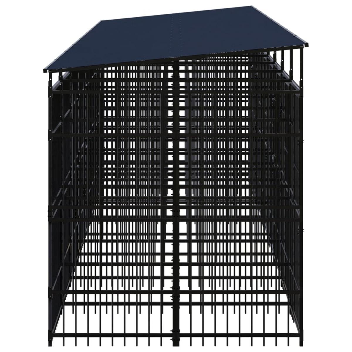 Perrera de exterior con techo de acero 14,75 m²