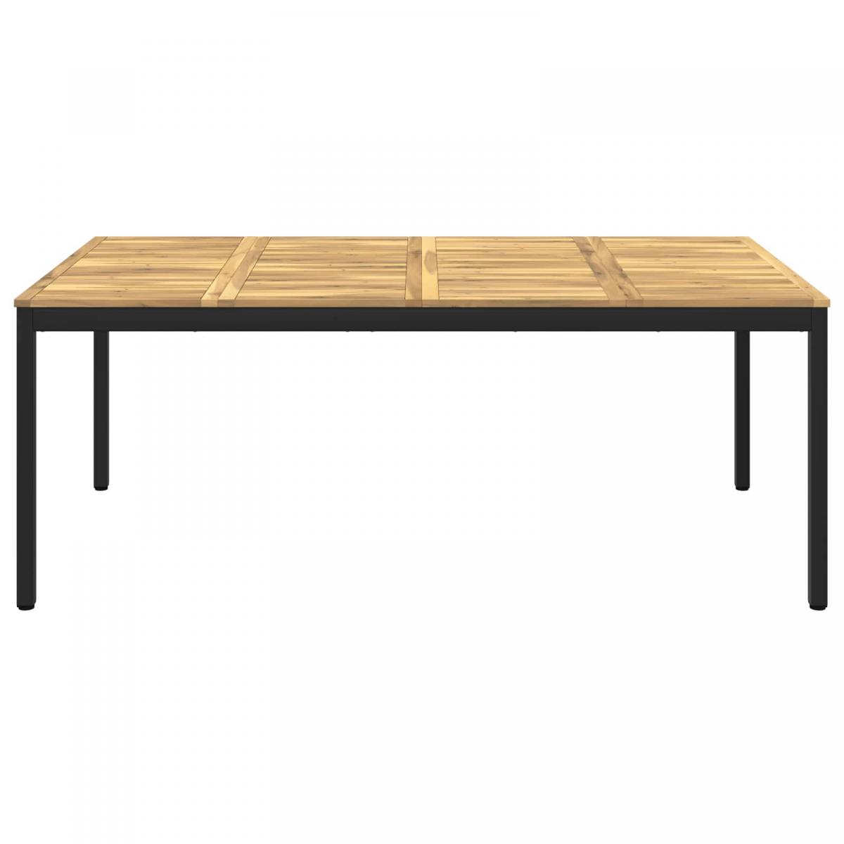 Mesa de cena de jardín