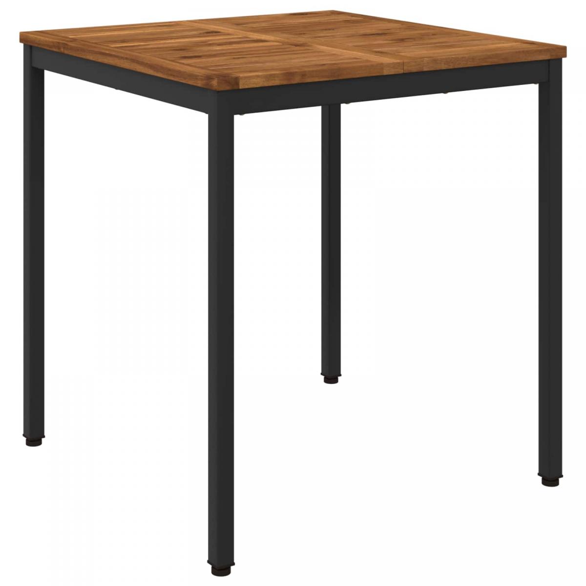 Mesa de cena de jardín