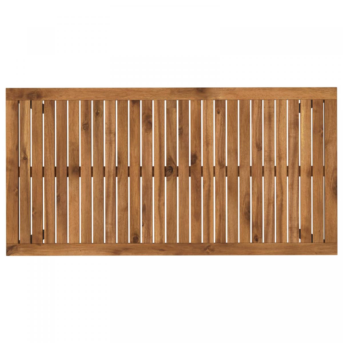 Mesa de cena de jardín