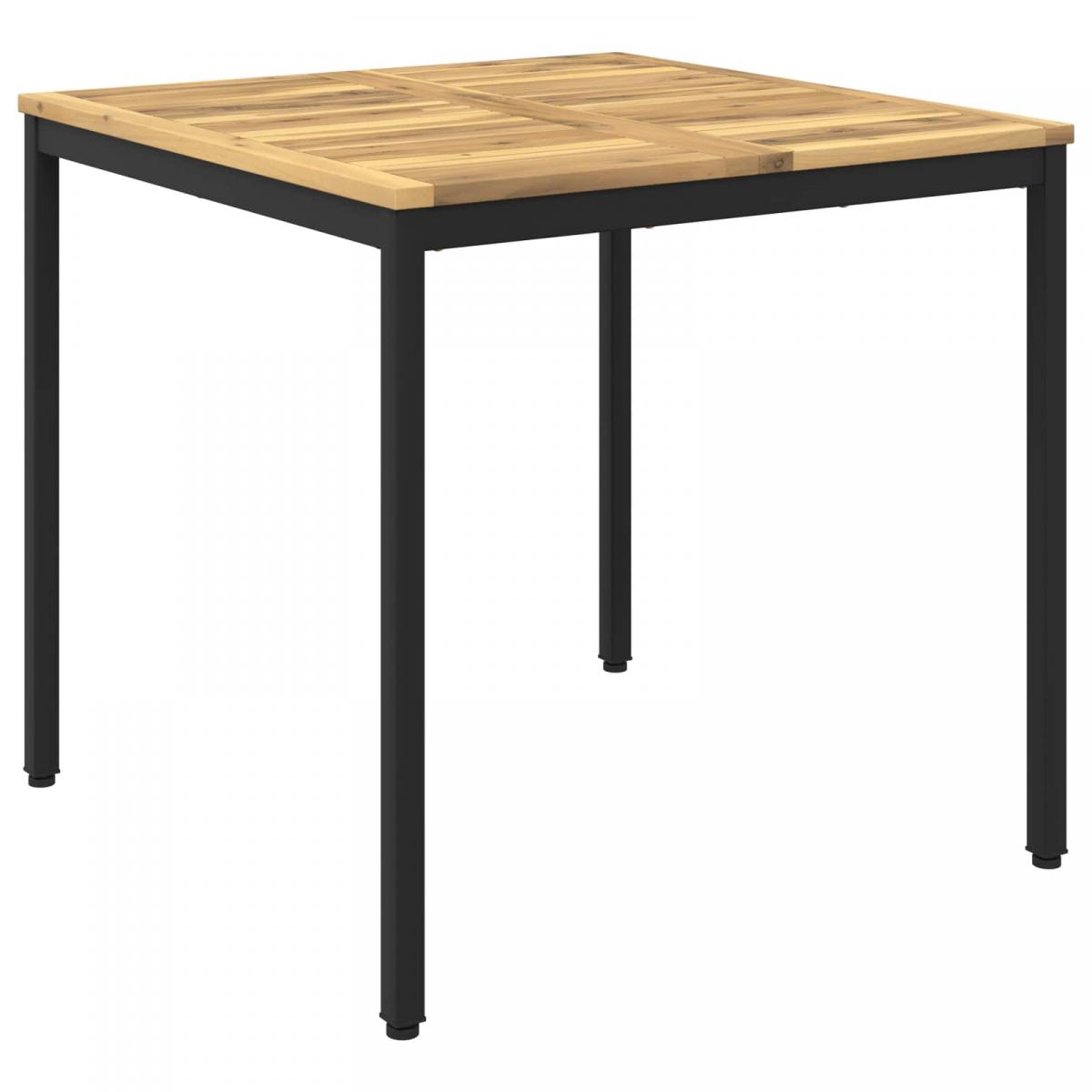 Mesa de cena de jardín