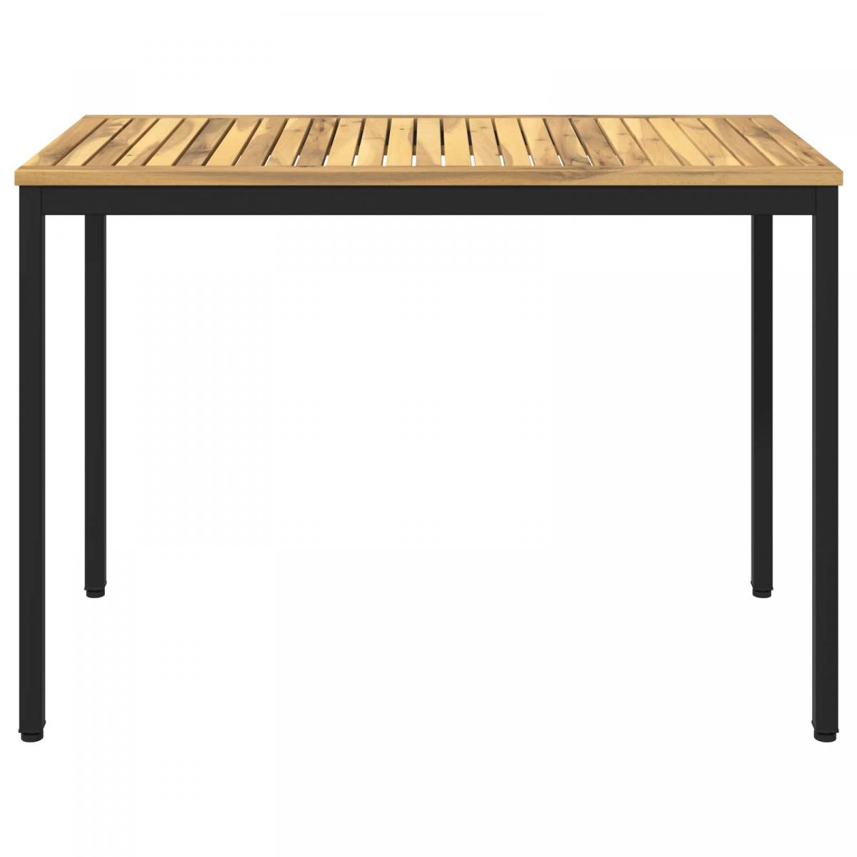 Mesa de cena de jardín